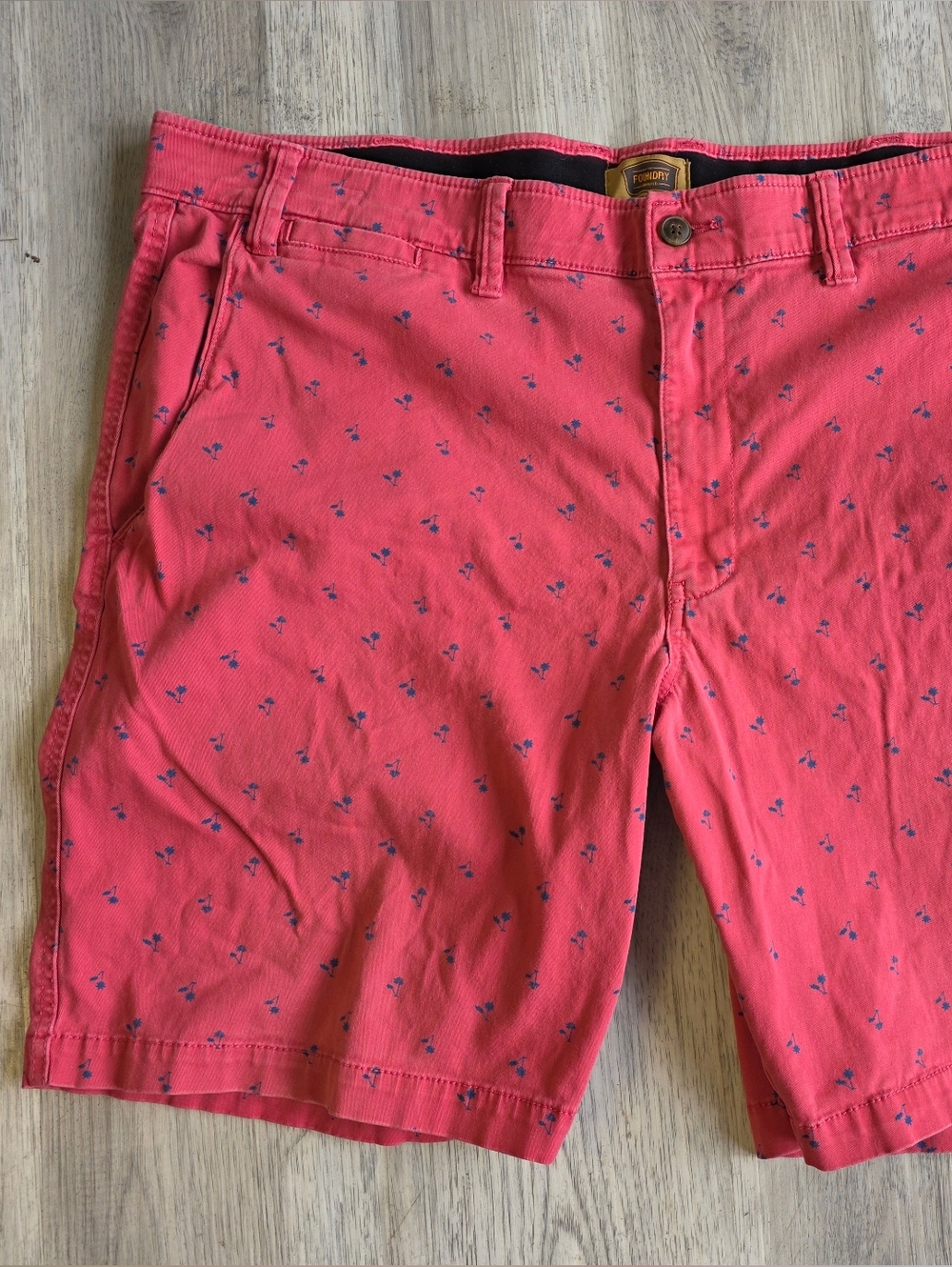 The Foundry Supply Co. Coral Pink Flat Front Shorts with Navy Microprint